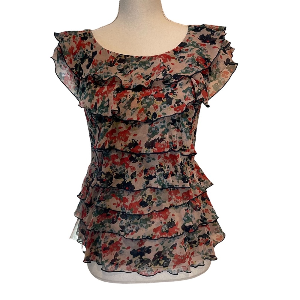 Go International Ruffled Floral Sleeveless Blouse.  Size S.